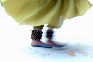 Asian foot painting in progress, photo by Creative Stoke